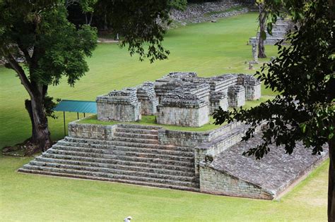 Visiting Copan Ruinas,Honduras : Complete Travel Guide