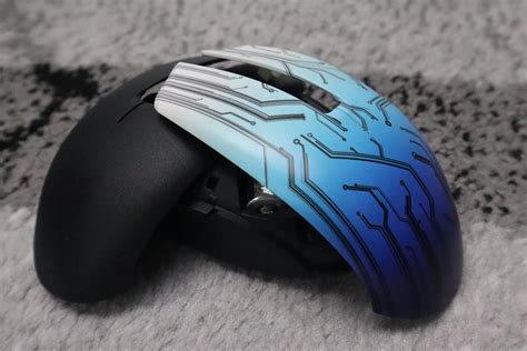 Razer Orochi V2 Review: A dinky gaming mouse with a custom design