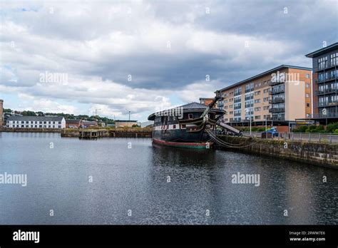 HMS Unicorn - Old ship Dundee Stock Photo - Alamy