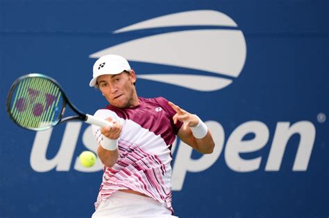 Casper Ruud outlasts Tommy Paul in U.S. Open duel