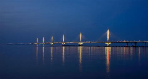 Jiaxing-Shaoxing Sea Bridge in E China - People's Daily Online