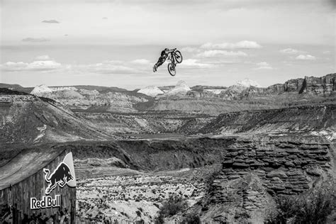 2015 Red Bull Rampage: Qualifying Highlights - BikeMag