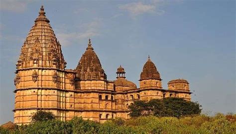 17 Temples In Madhya Pradesh To Witness Beauty & Charm In 2022!