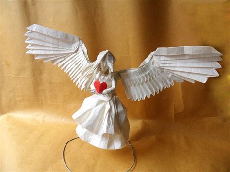 25 Amazing Origami Angels to Harp on About