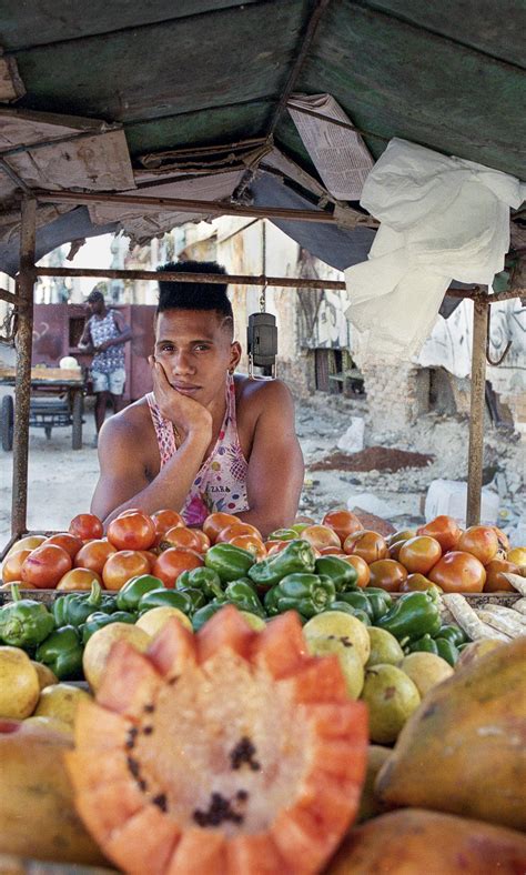 Food Vendor Havana, Cuba 2019 : r/cuba