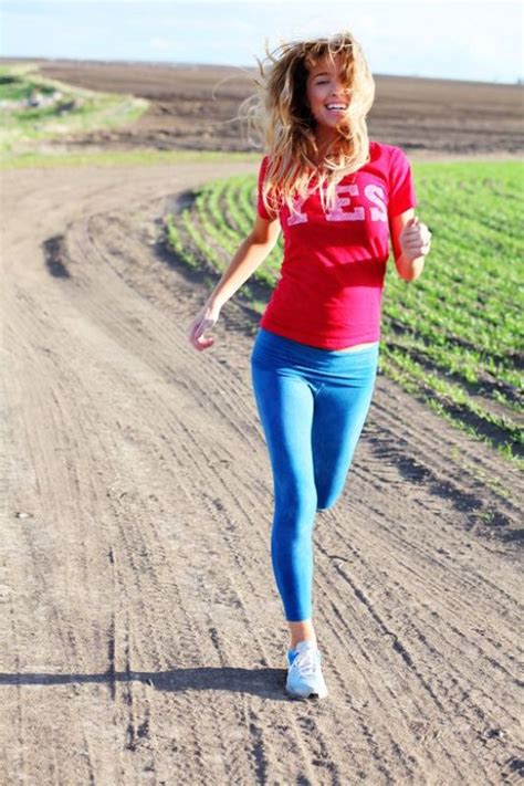 Picture Of stylish and comfy outfits ideas for running 1