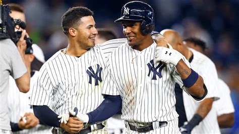 Yankees Miguel Andujar, Gleyber Torres Rookie of the Year cases – Metro US