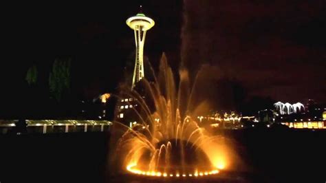 Seattle Center Fountain - YouTube