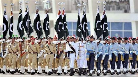 Spectacular Pakistan Day military parade held in Islamabad