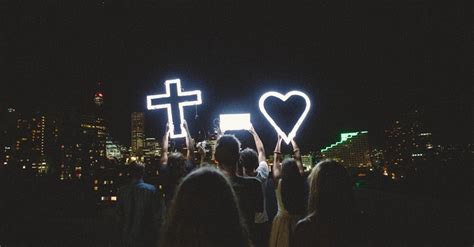 Top 15 Jesus Quotes About Love