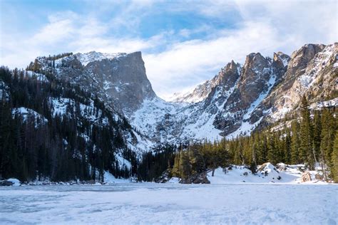 Top Things to Do in Estes Park, Colorado in Winter