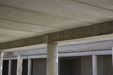 Quality Precast Concrete Columns and Precast Beams - Croom Concrete UK