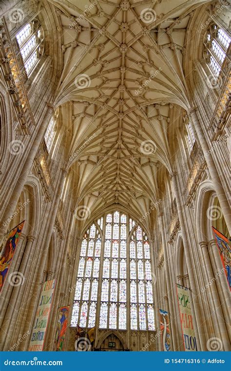 Interior of Winchester Cathedral Editorial Photo - Image of masonry ...