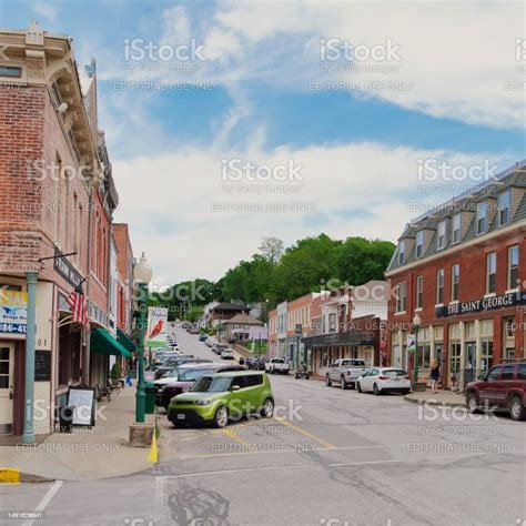 Downtown Main Street In Weston Mo Stock Photo - Download Image Now ...