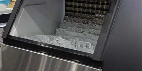 How to Clean a Commercial Ice Machine | GoFoodservice Blog