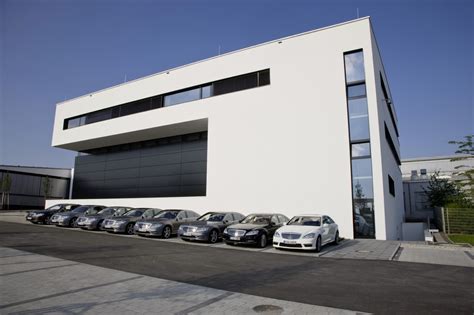 Mercedes-Benz AMG factory tour - Photos (1 of 20)