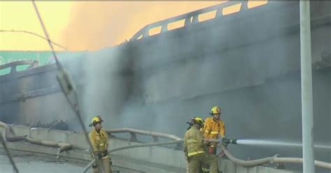 Massive downtown LA pallet fire shuts down 10 Freeway interchange ...