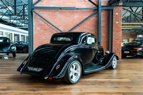 1934 Ford 3 Window Coupe Hot Rod - Richmonds - Classic and Prestige ...