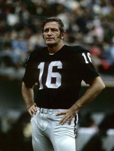 Oakland+Raiders+kicker-quarterback+George+Blanda+in+1970 (615×813 ...