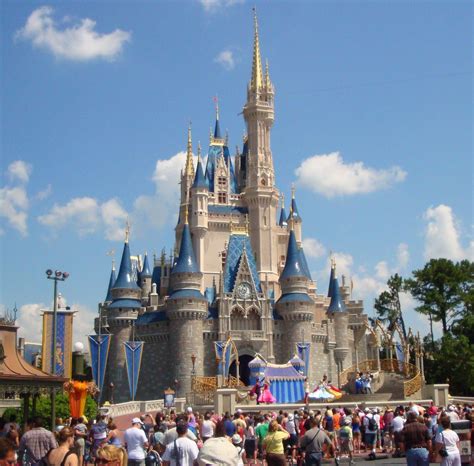 U.S. Tourist Attractions | Cinderella Castle in Walt Disney … | Flickr