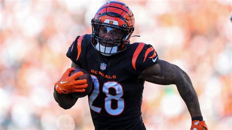 Joe Mixon took $3 million pay cut to help Bengals' Super Bowl aspirations, RB sees 'bigger ...