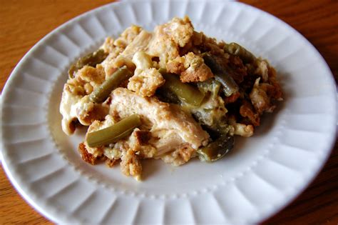 Slow Cooker Creamy Chicken and Stuffing | Cooking Mamas