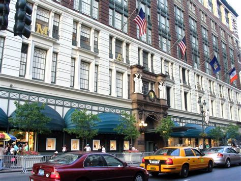 Macy's, 34th Street and Sixth Avenue, Midtown Manhattan