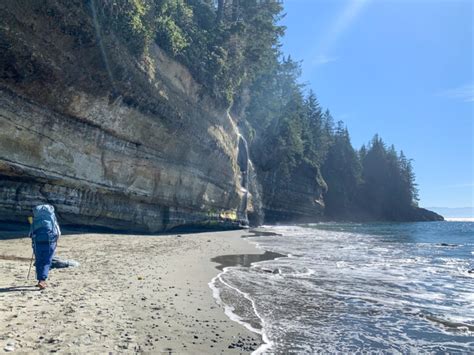 Juan De Fuca Trail Guide: Backpacking on Vancouver Island