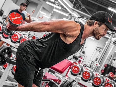 How Glen Powell built his 7-week body training for Top Gun: Maverick