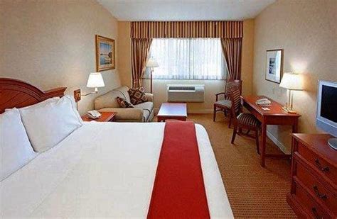 The Five Towns Inn (Lawrence, NY) - Hotel Reviews - TripAdvisor