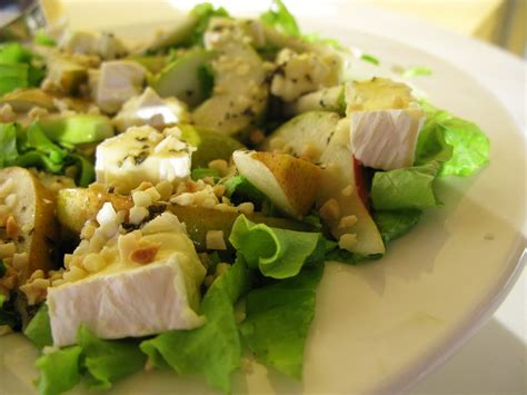 O Meu Tempero: Salada de Pêra com Queijo Brie