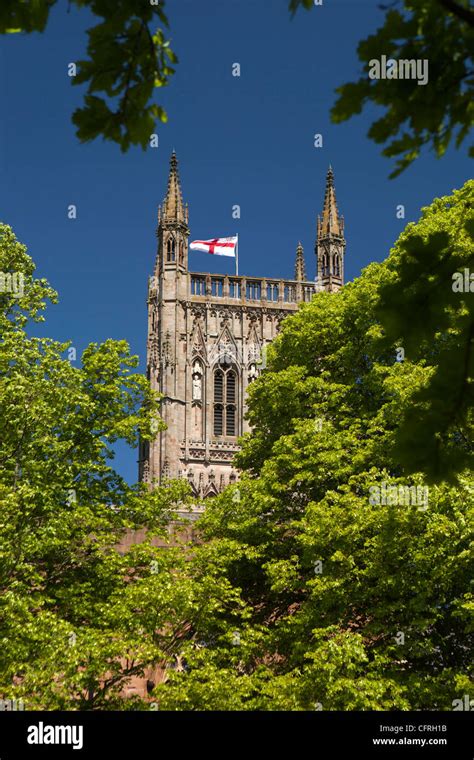 Worcester cathedral tower hi-res stock photography and images - Alamy