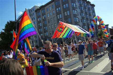 File:Colorful street scene - DC Gay Pride Parade 2012.jpg - Wikimedia ...