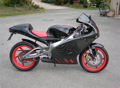 APRILIA RS 125 (2003-2004) Specs, Performance & Photos - autoevolution