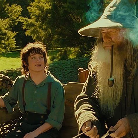 frodo and gandalf | The hobbit, Lord of the rings, Gandalf the grey