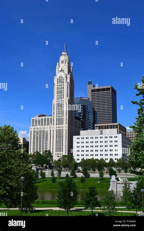 Columbus Ohio skyline Stock Photo - Alamy