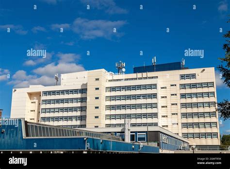 Edinburgh College Tower Block in Sighthill Edinburgh Stock Photo - Alamy