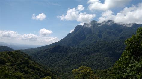 Brazil, Serra do Mar of Paraná. [3264x1836] [OC] : r/EarthPorn