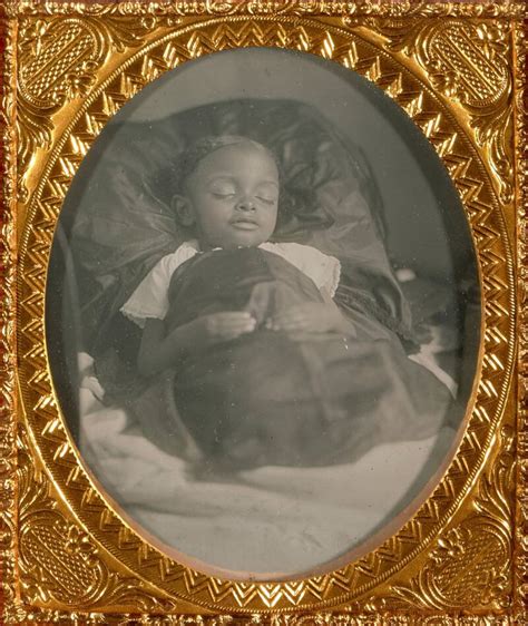 Inside Victorian Post-Mortem Photography's Chilling Archive Of Death ...