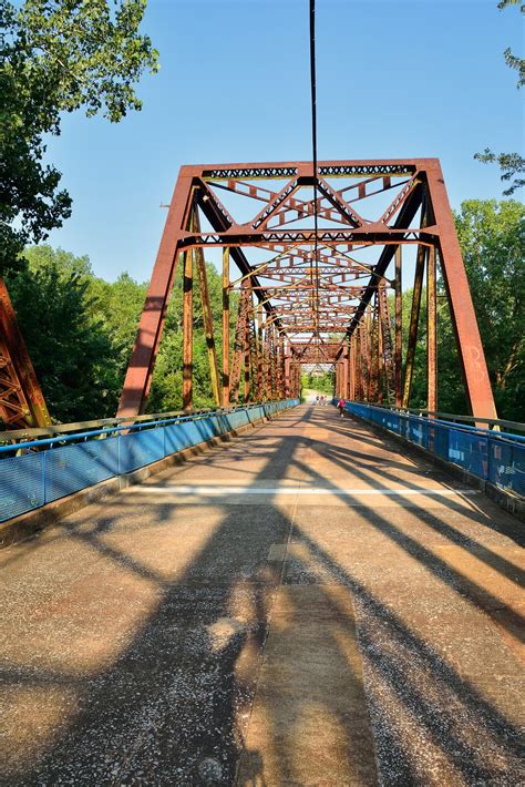 Old Chain of Rocks bridge | High-Quality Architecture Stock Photos ...