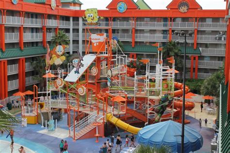 The Water Park at Nickelodeon Suites Hotel Review - What Mommies Need