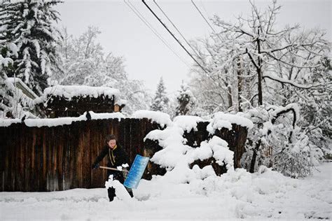 Colorado Snowstorm Causes Flight Cancellations, Road Closures and Power ...