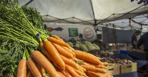 On the Grid : Ballard Sunday Farmers Market