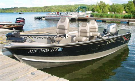 16 ft Aluminum Fishing Boat Rental in Chitek Lake | GetMyBoat