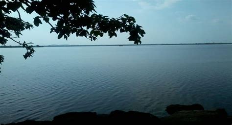 Parakrama Samudraya | Polonnaruwa Attractions | Hayleys Tours