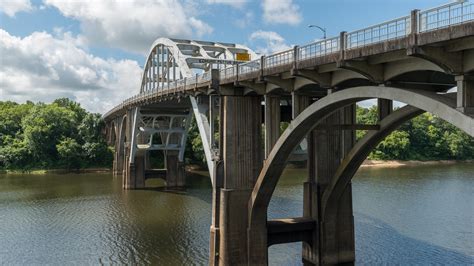 Alabama: The Edmund Pettus Bridge (U.S. National Park Service)