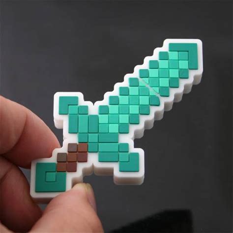 Minecraft Diamond Sword USB Flash Drive | Gadgetsin