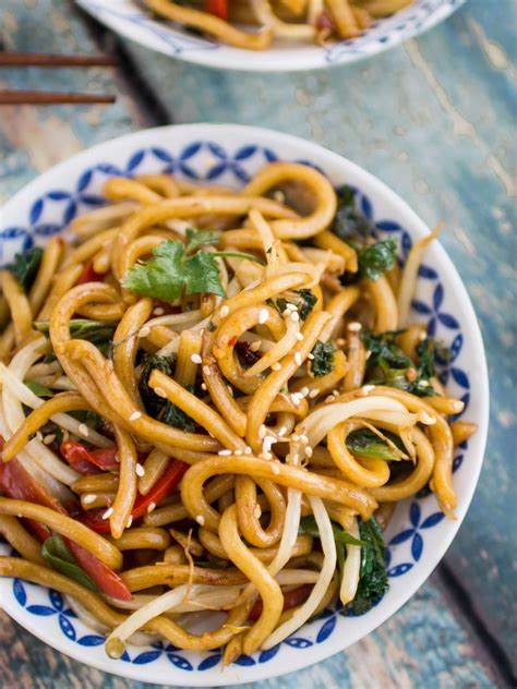 Stir-fried Udon noodles | K33 Kitchen - Delicious plant-based vegan recipes