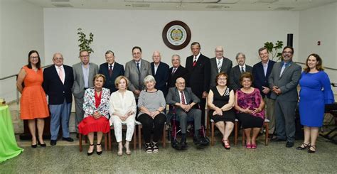 P. Rico-Colegio de Abogados distingue a juristas con 50 años de profesión – Inter News Service