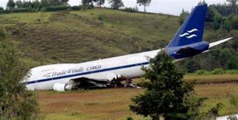 Crash of a Boeing 747-200 in Medellin | Bureau of Aircraft Accidents Archives